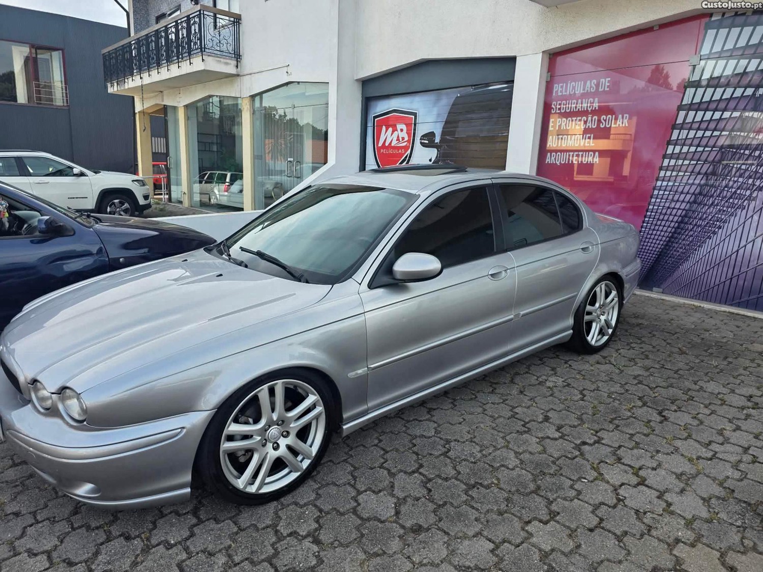 Jaguar X-Type 2.0d exclusive — fotografia 2