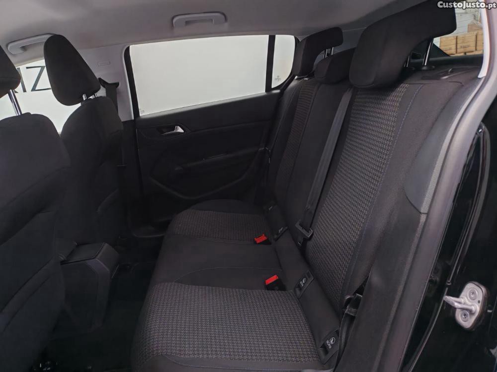 Peugeot 308 1.5 BlueHDi Style J1 — fotografia 17