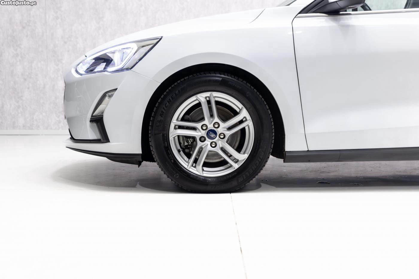 Ford Focus 1.5 TDCi Titanium — fotografia 21