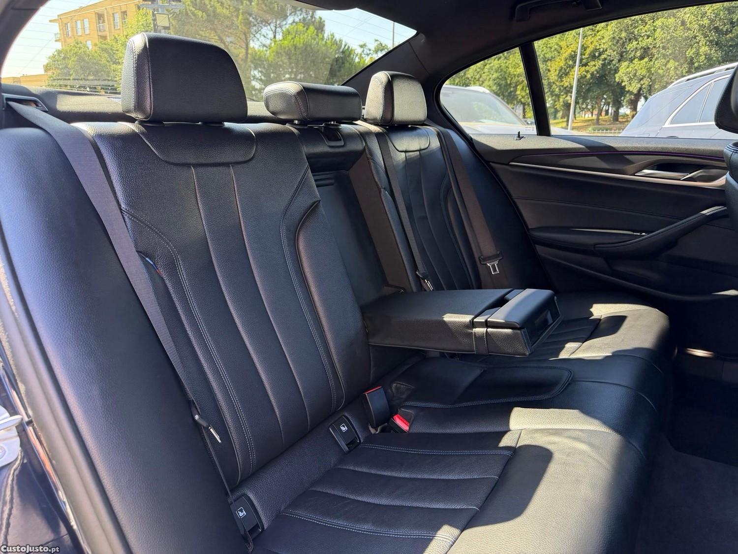 BMW 520 e Pack M — fotografia 7