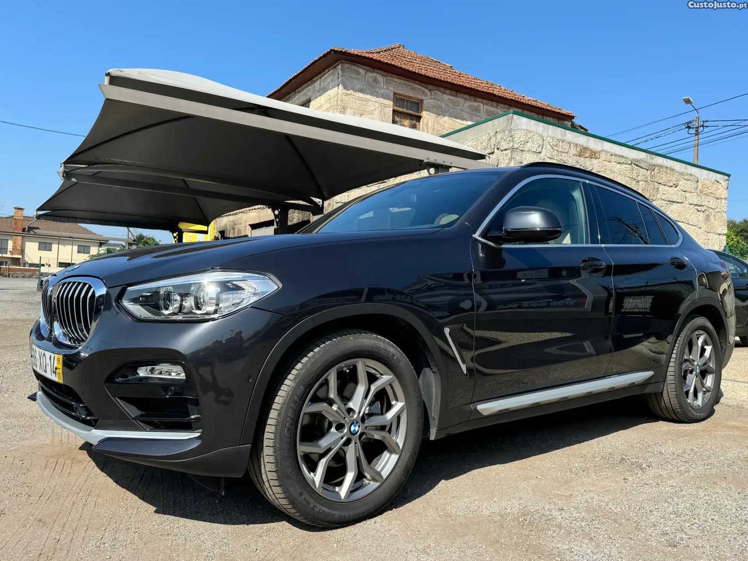 BMW X4 20 d xDrive xLine Auto — fotografia 28