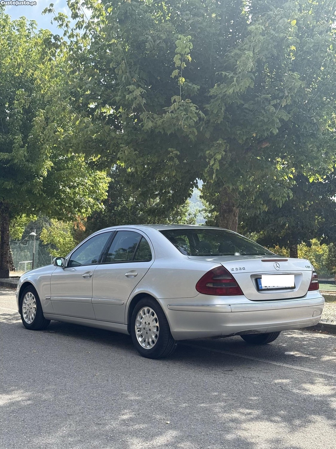 Mercedes-Benz E 220 2.2 CDI ELEGANCE — fotografia 4