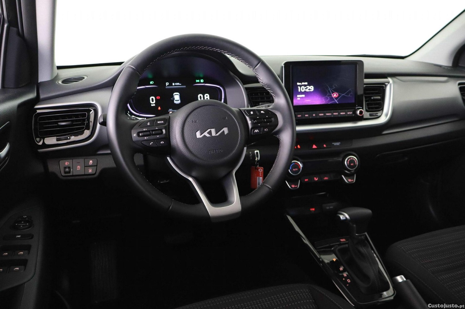 Kia Stonic 1.0 T-GDi Drive 7DCT — fotografia 11