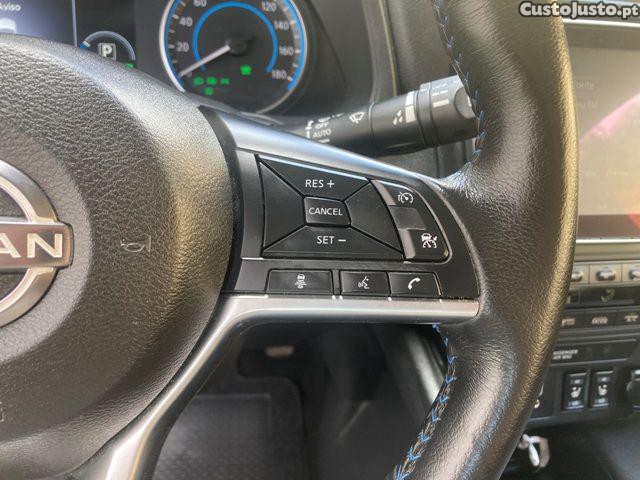 Nissan Leaf 40 kWh N-CONNECTA — fotografia 18