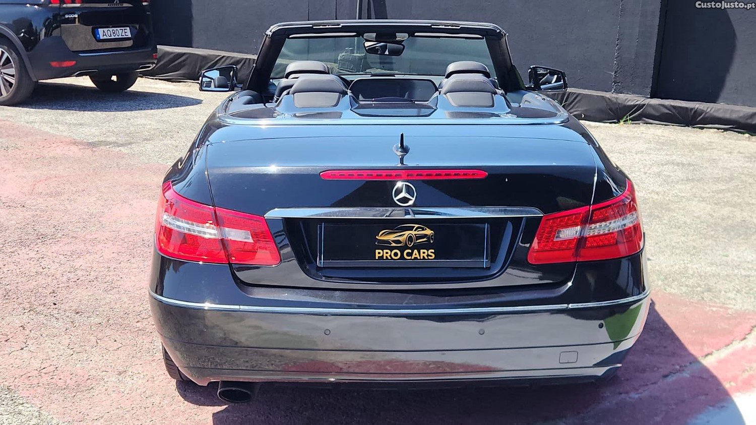 Mercedes-Benz E 220 Cabrio — fotografia 8