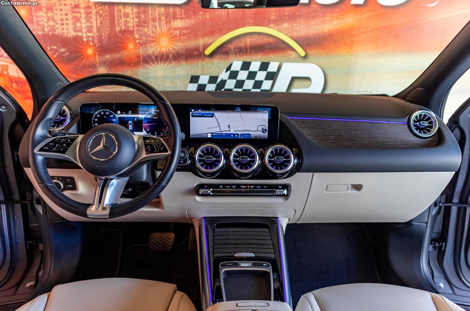 Mercedes-Benz GLA 180 d Progressive Auto — fotografia 14