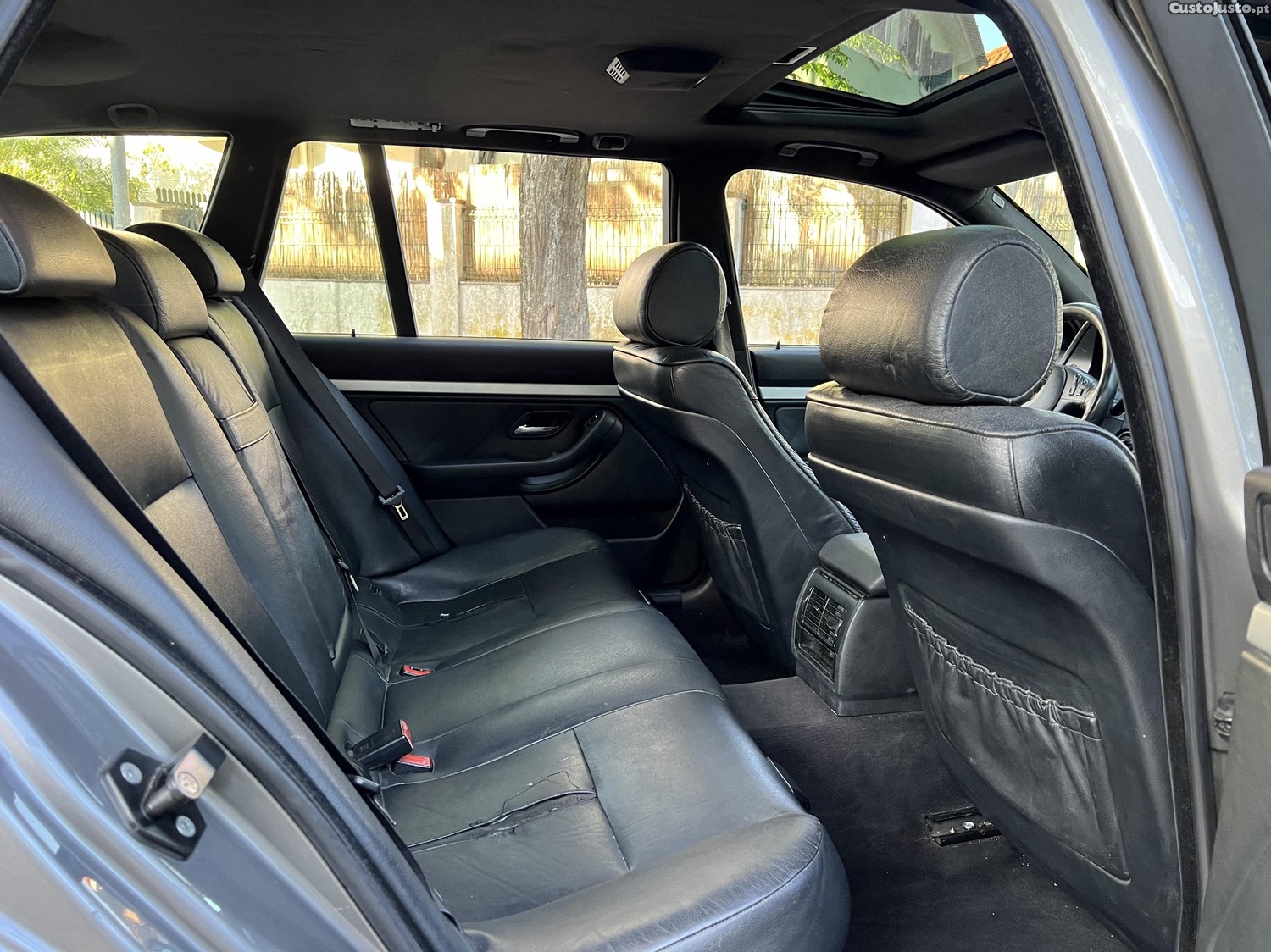BMW 525 D 163cv Pack M — fotografia 4
