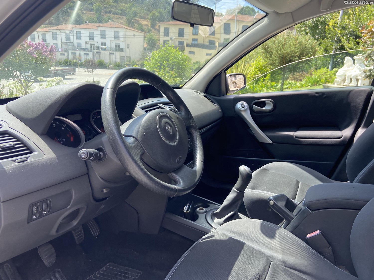 Renault Mégane 1.5 DCI — fotografia 5