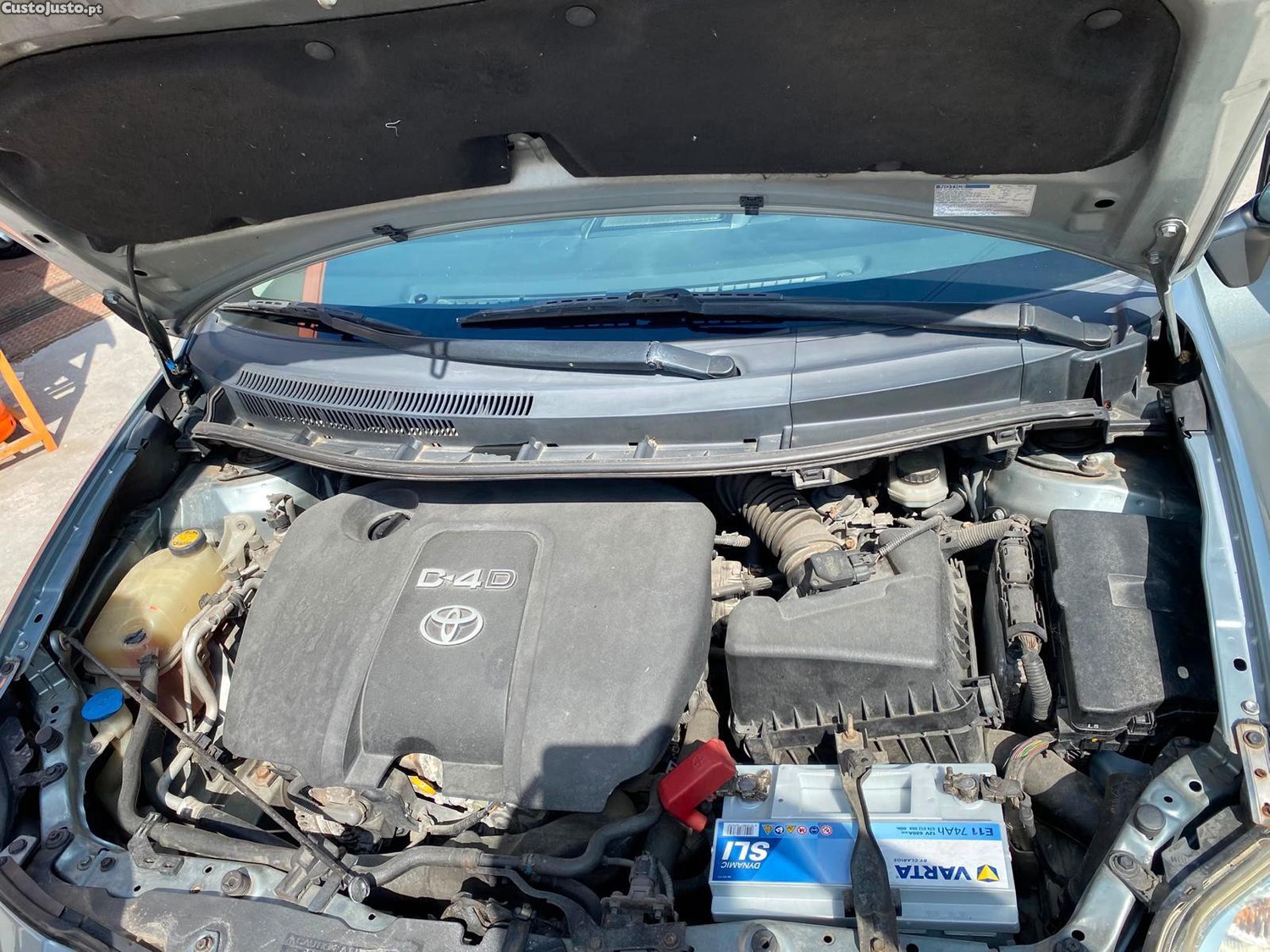 Toyota Auris 1.4D4D — fotografia 5