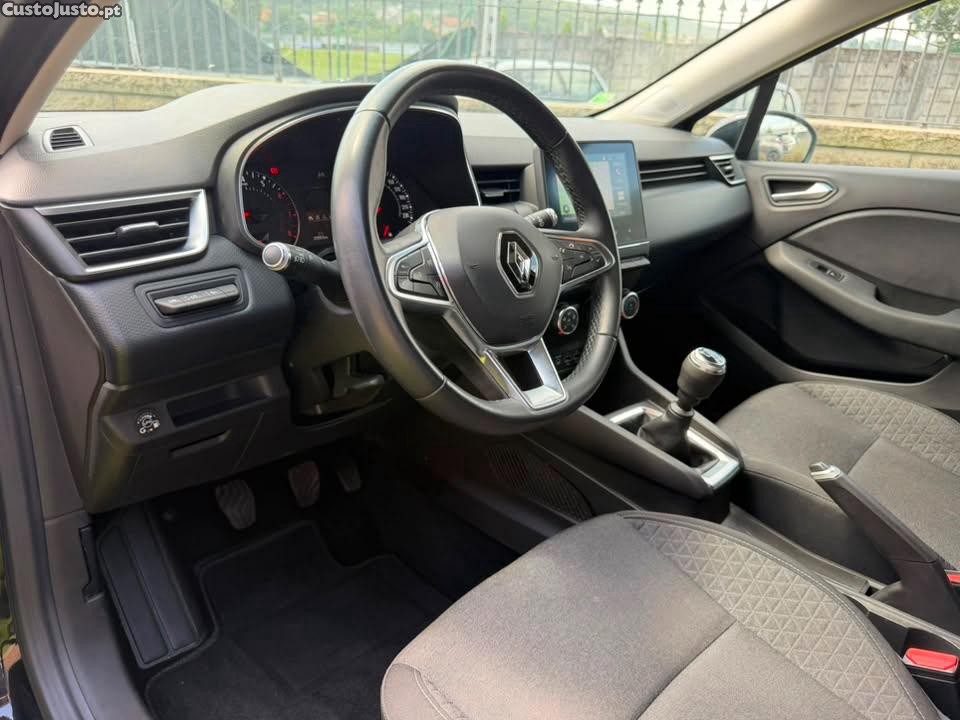 Renault Clio 1.0 TCE Techno Bi-Fuel — fotografia 8