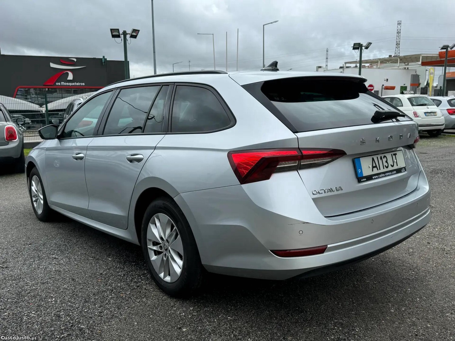 Skoda Octavia 2.0 TDI Ambition DSG — fotografia 20