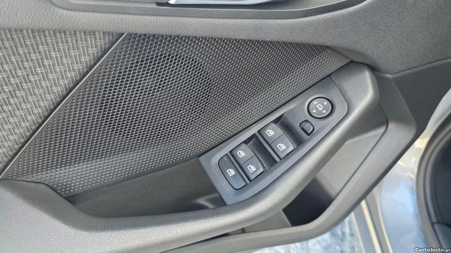 BMW 116 D advantage — fotografia 11