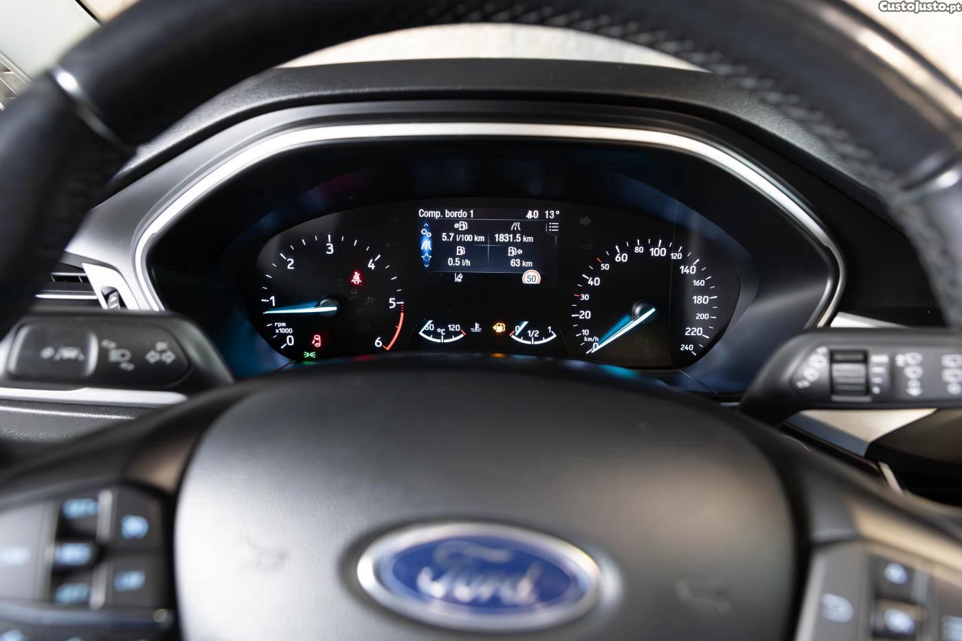 Ford Focus 1.5 TDCi Titanium — fotografia 4