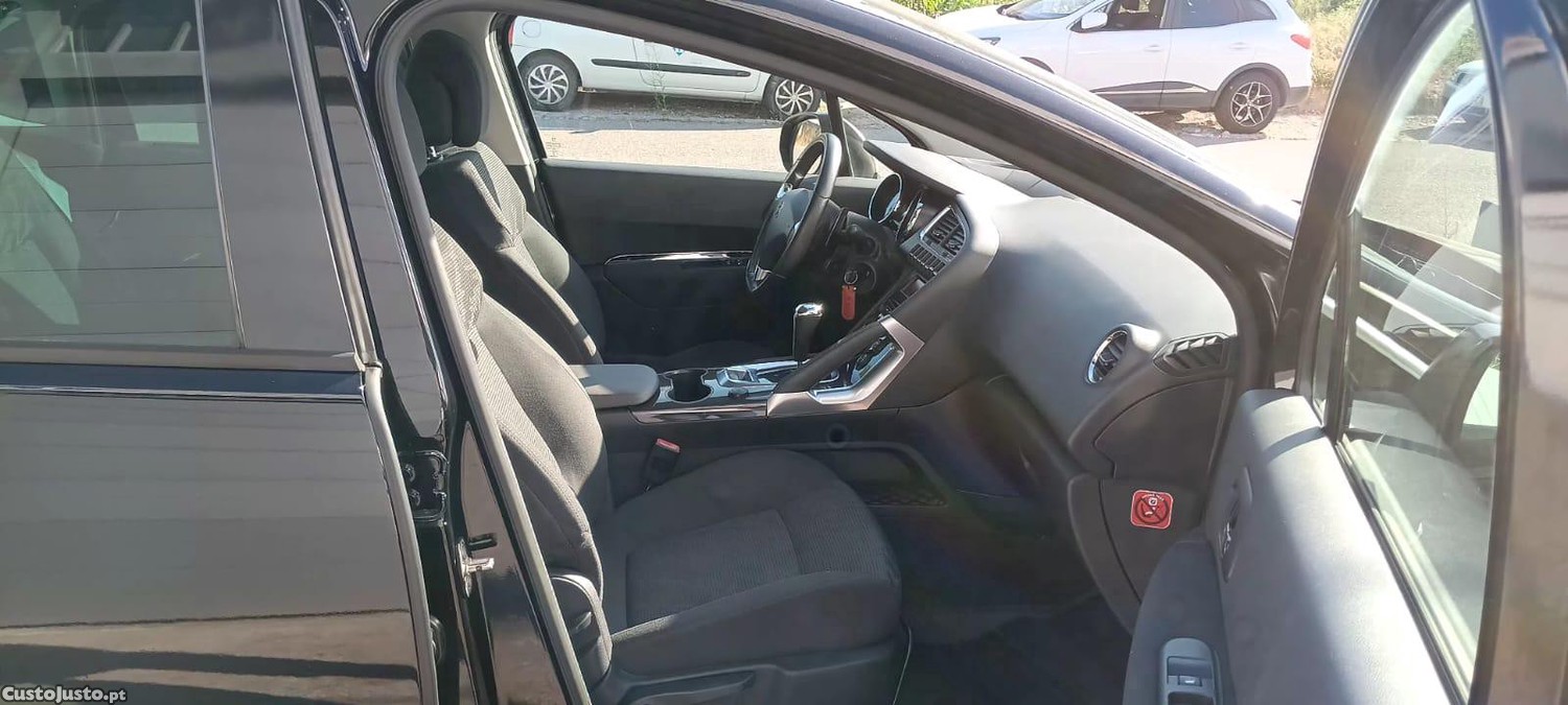 Peugeot 3008 1.6 e_Hdi 115 CV CMP6+Automatico — fotografia 7