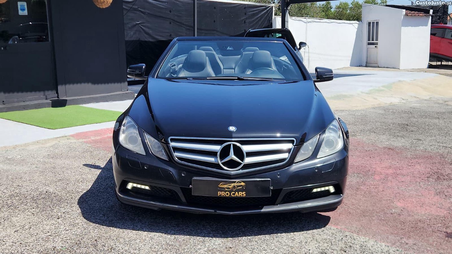 Mercedes-Benz E 220 Cabrio — fotografia 11