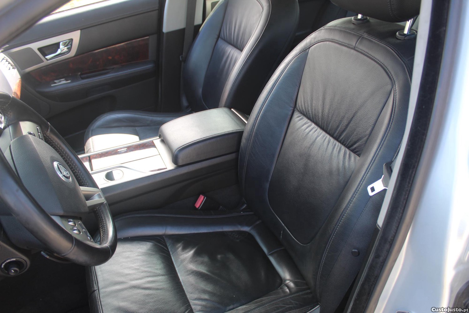 Jaguar XF 2.7 D — fotografia 5