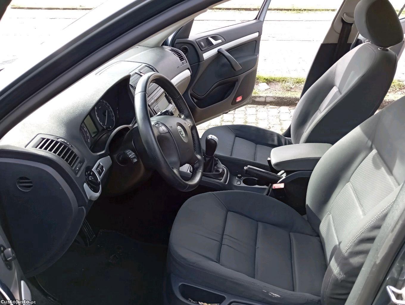 Skoda Octavia 4x4 carrinha — fotografia 7