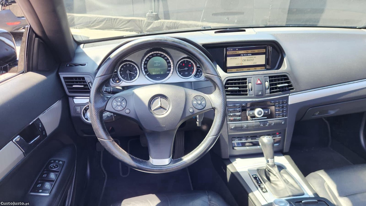 Mercedes-Benz E 220 Cabrio — fotografia 5