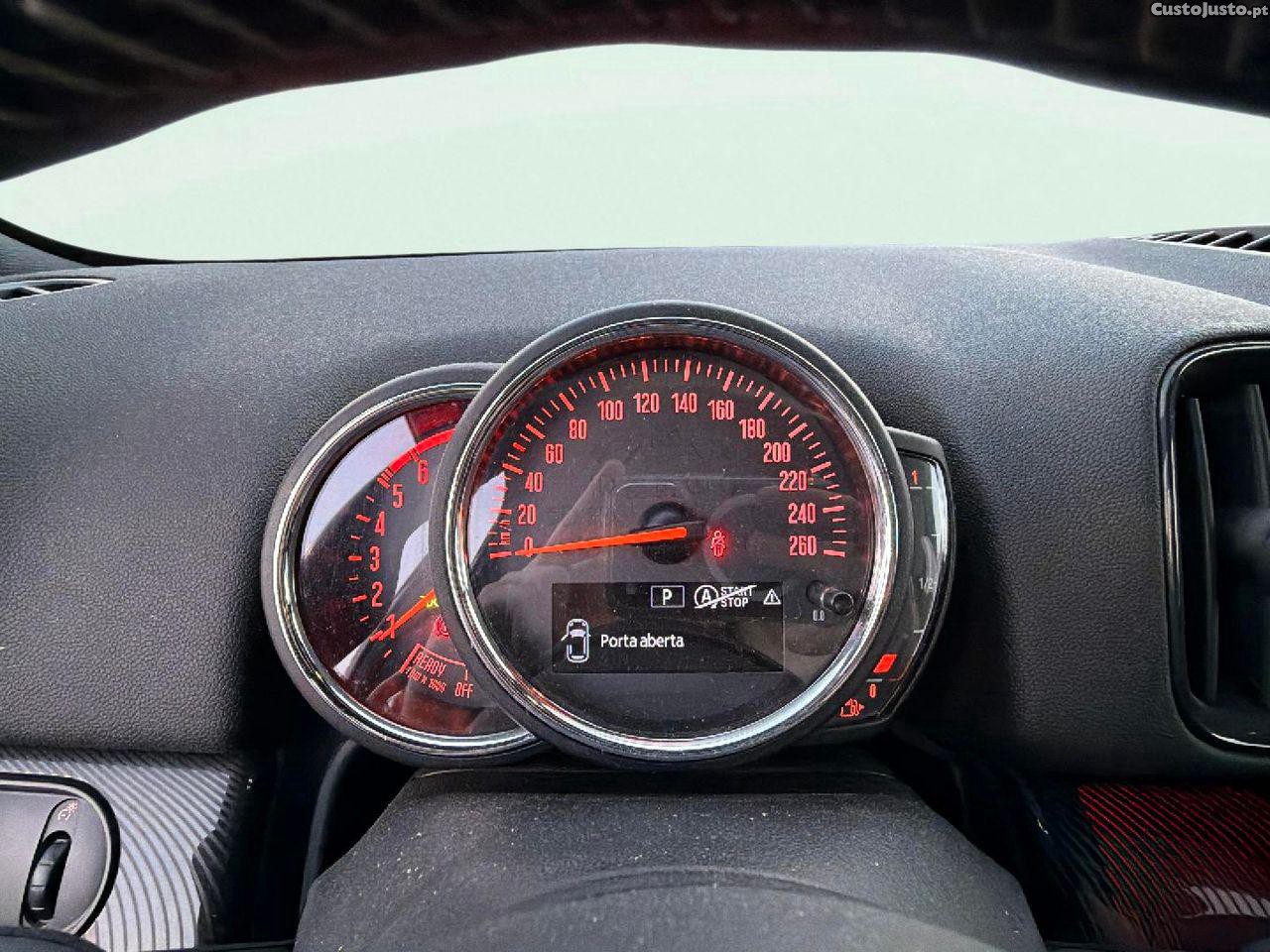 MINI Countryman Cooper D Auto — fotografia 7