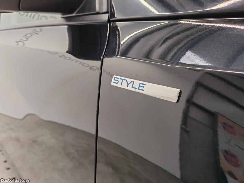 Peugeot 308 1.5 BlueHDi Style J1 — fotografia 15