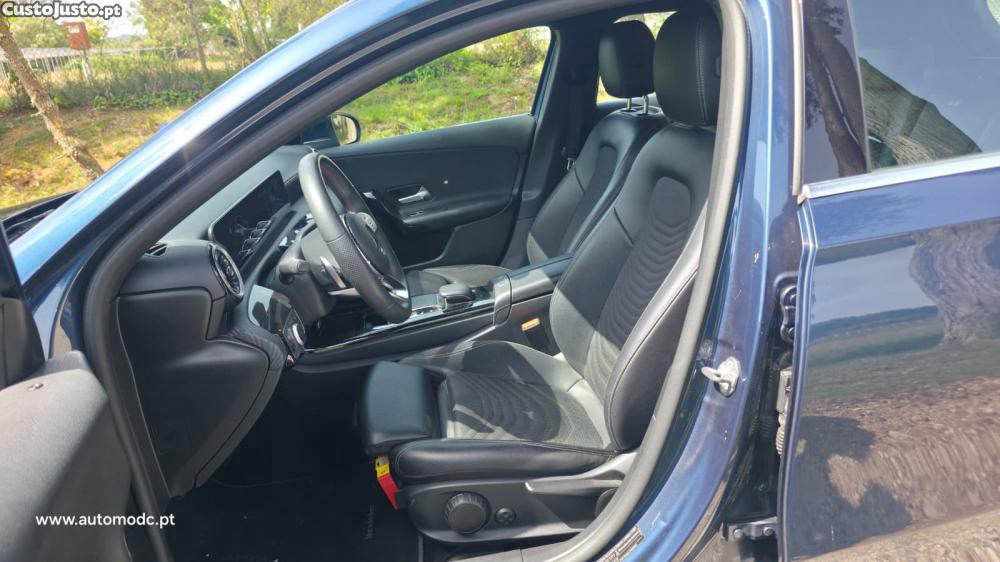 Mercedes-Benz A 180 d Style Aut. — fotografia 12