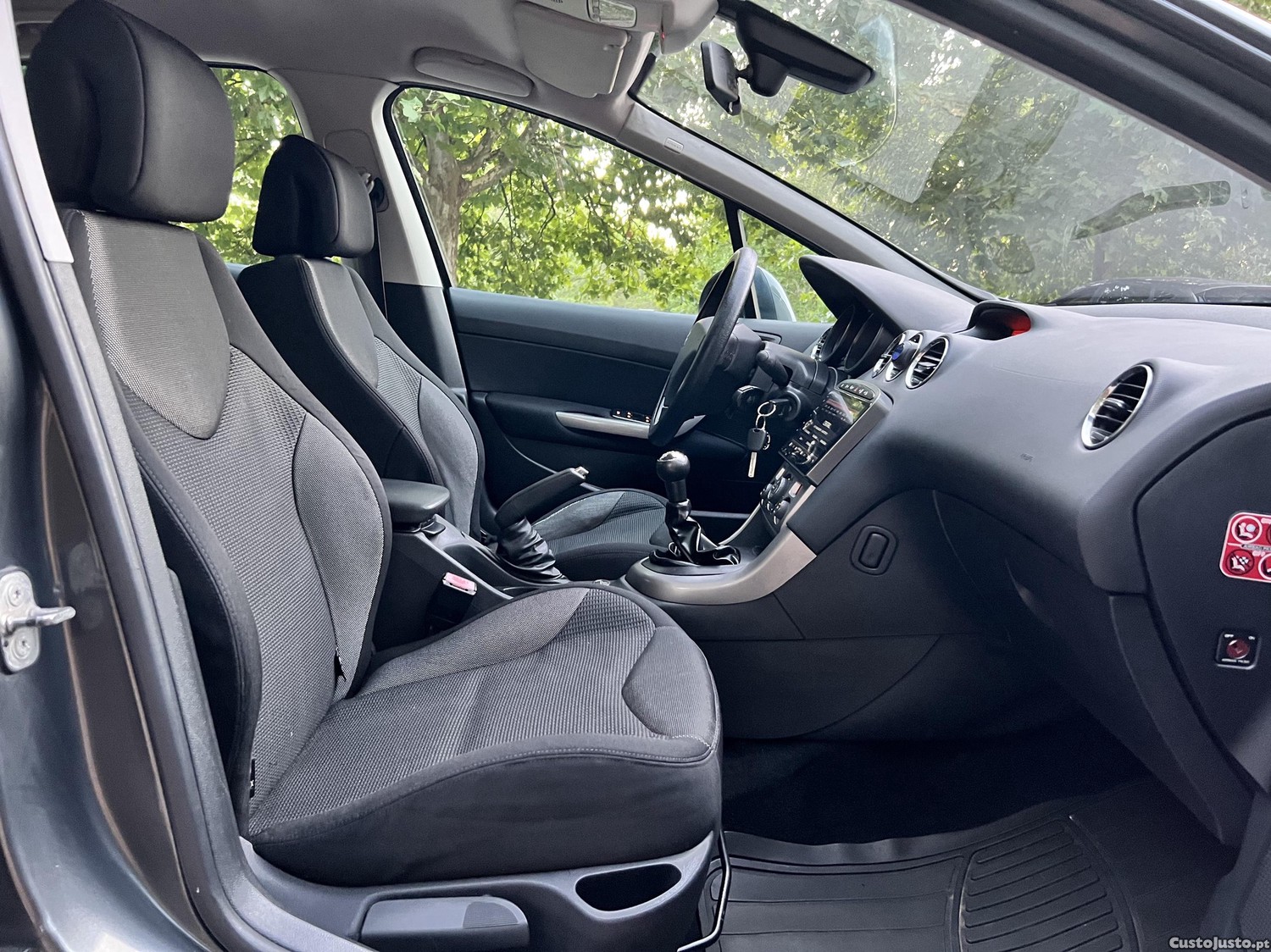 Peugeot 308 1.6HDi Executive (170 Mil Km's !) — fotografia 3