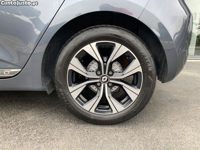 Renault Clio 1.0 TCe Intens — fotografia 20