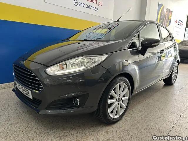 Ford Fiesta 1.0 EcoBoost S&S Titanium — fotografia 13
