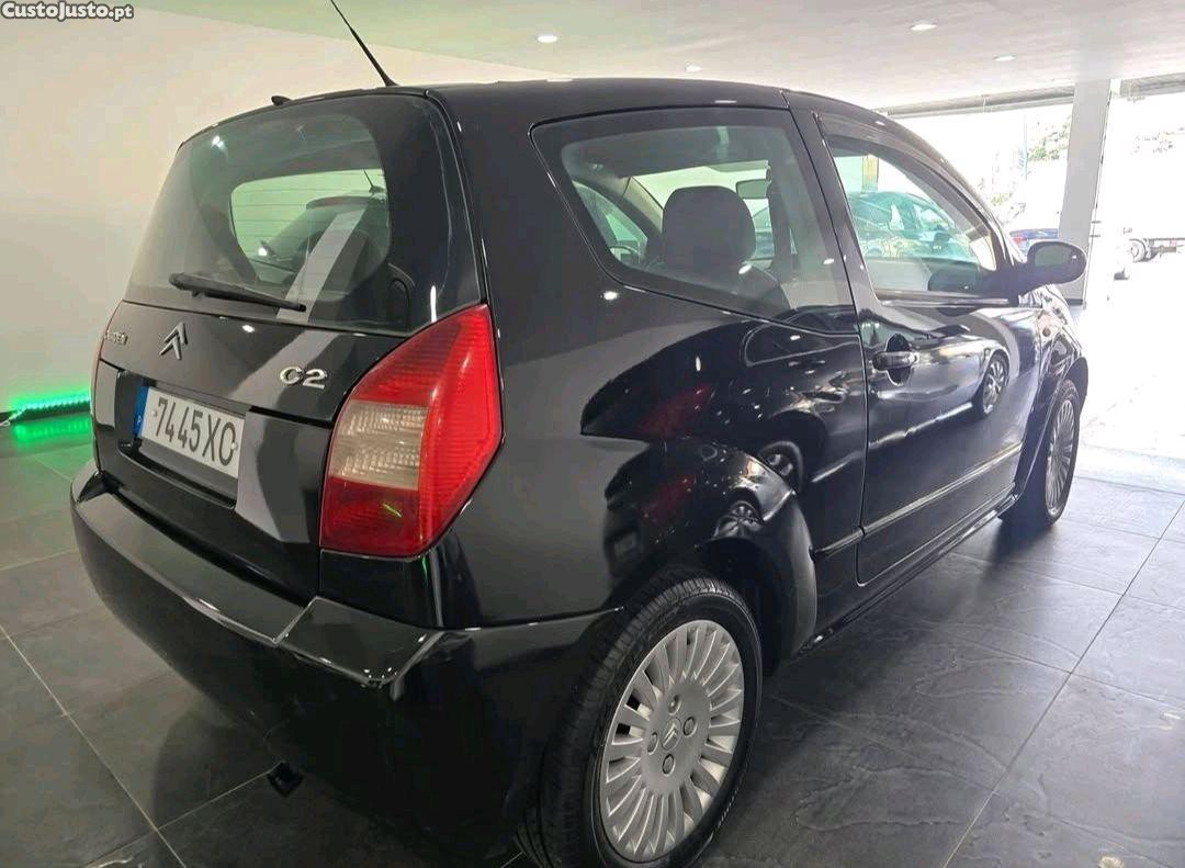 Citroën C2 1.4 Hdi — fotografia 8