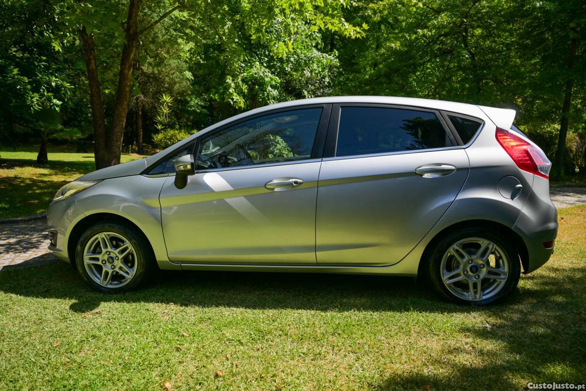 Ford Fiesta 1.0 Ti-VCT Titanium — fotografia 18