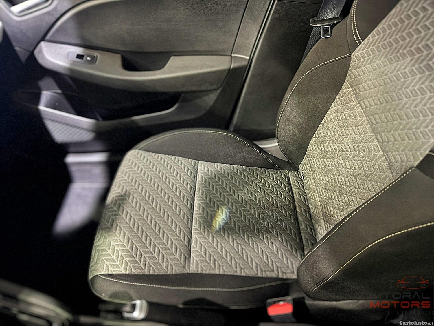 Renault Clio 1.0 TCe Evolution Bi-Fuel — fotografia 6