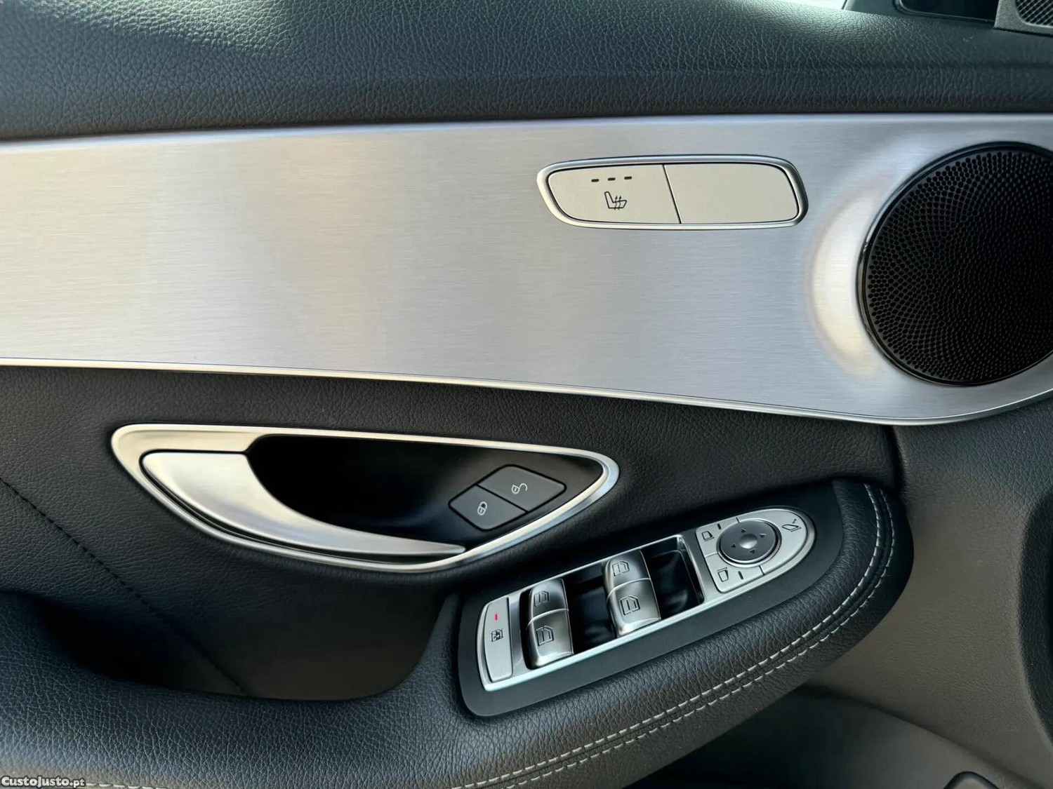 Mercedes-Benz C 200 d AMG Line Aut. — fotografia 10