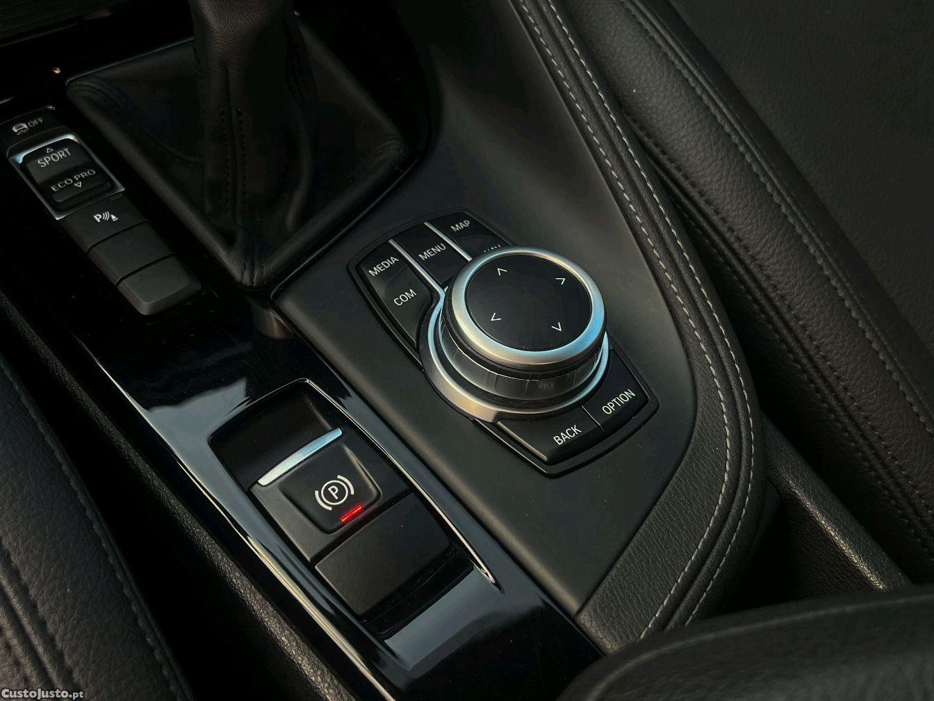 BMW X2 sDrive16d Pack M — fotografia 2