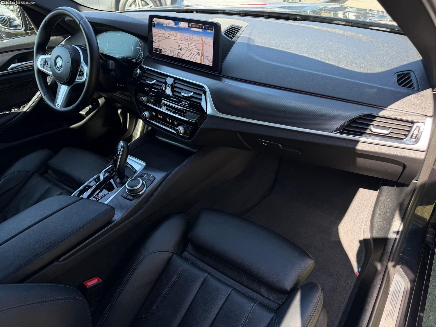 BMW 520 e Pack M — fotografia 11