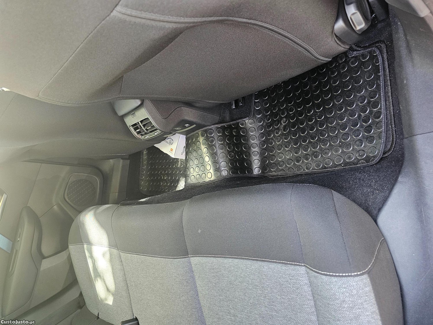 Citroën e-C4 Feel — fotografia 10
