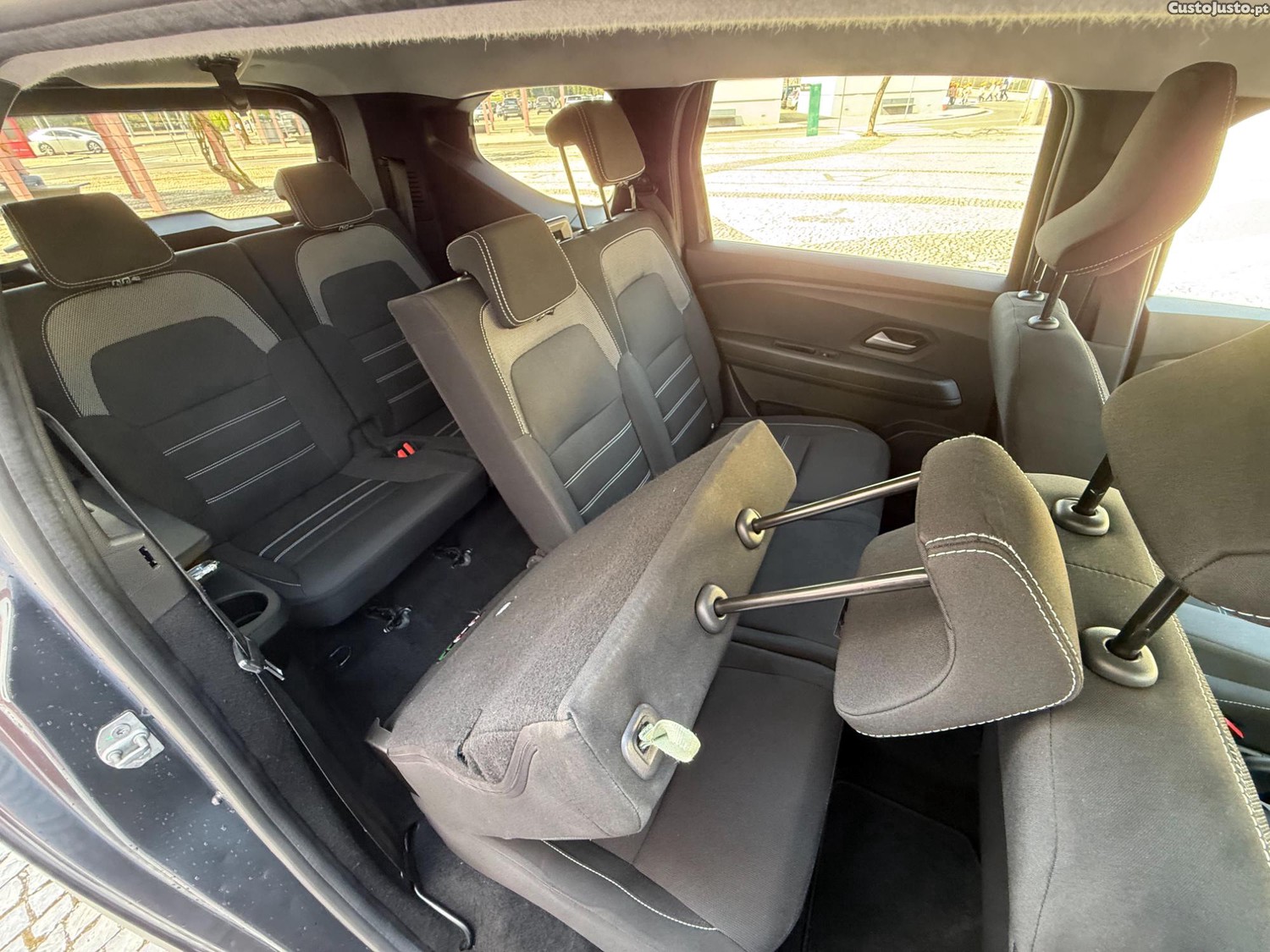 Dacia Jogger 1.0 ECO-G Expression 7L Bi-Fuel 90cv — fotografia 3