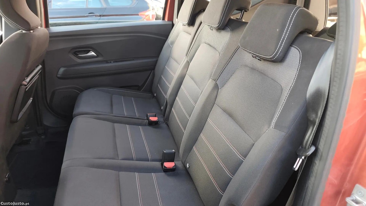 Dacia Jogger 1.0 ECO-G Extreme 7L Bi-Fuel — fotografia 4