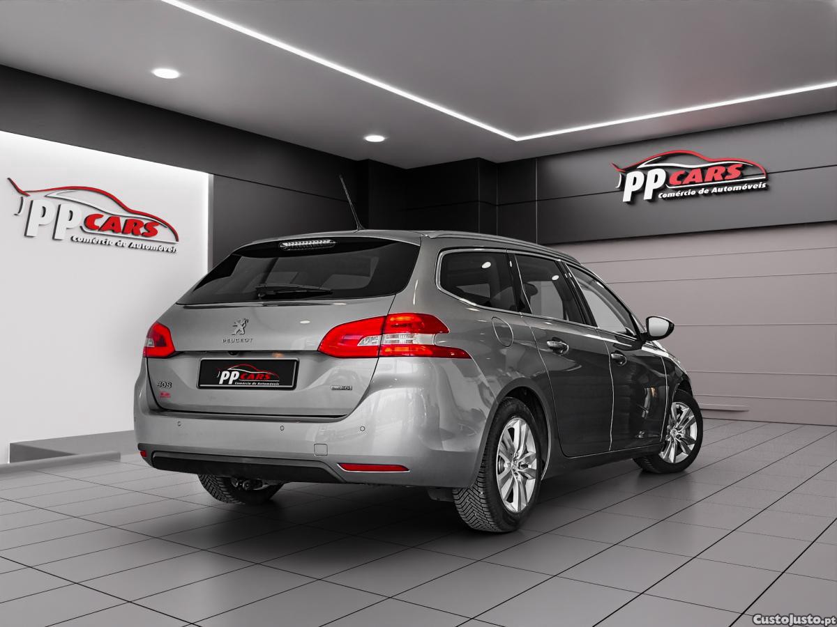 Peugeot 308 1.6 BlueHDi Allure F — fotografia 10
