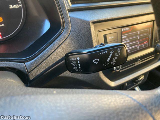 SEAT Ibiza 1.6 TDI Reference — fotografia 16