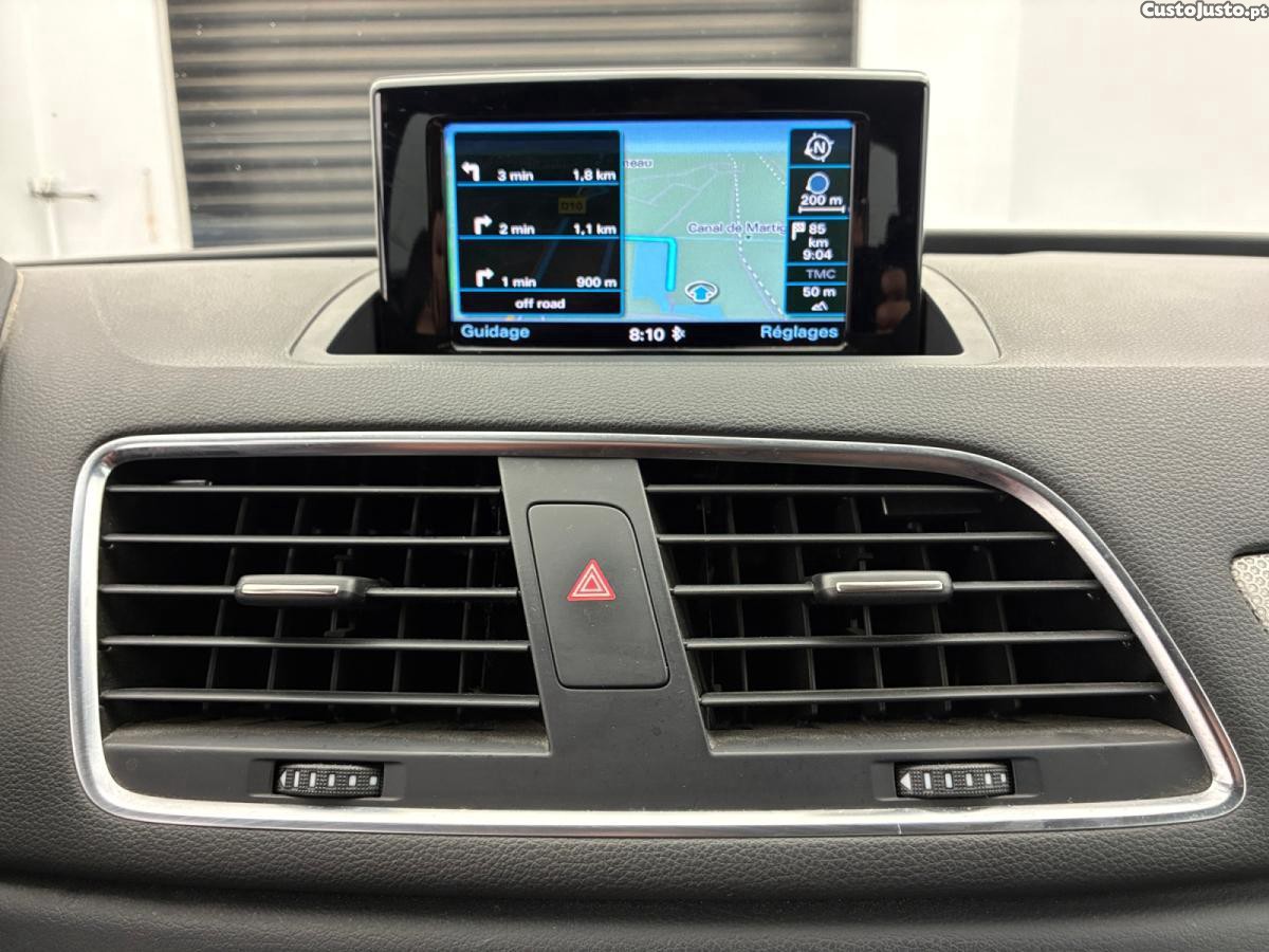 Audi Q3 2.0 TDi Ambition — fotografia 3