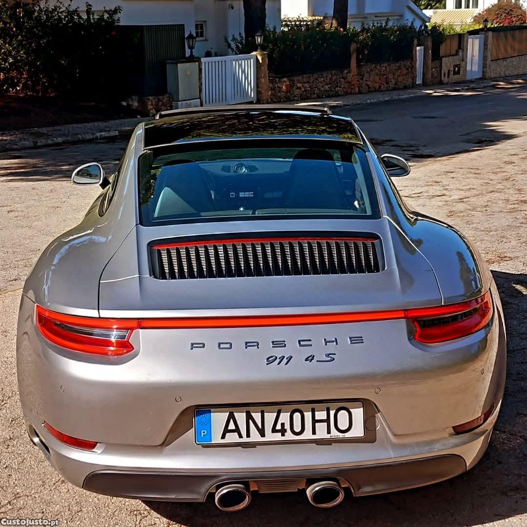 Porsche 911 Carrera 4S - 16 foto 3