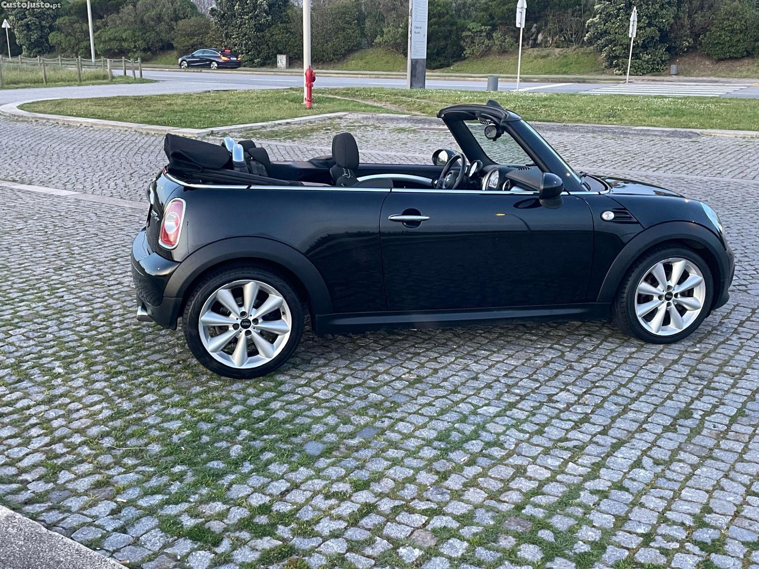 MINI Cooper D Cabrio — fotografia 4