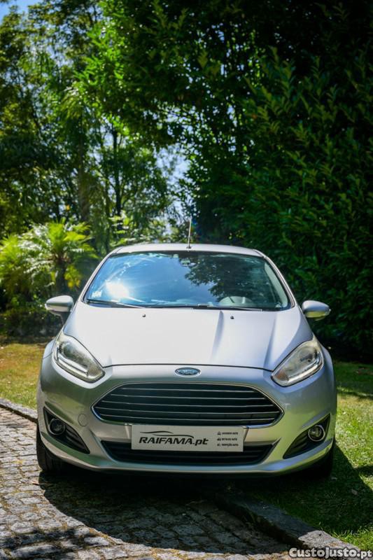 Ford Fiesta 1.0 Ti-VCT Titanium — fotografia 22