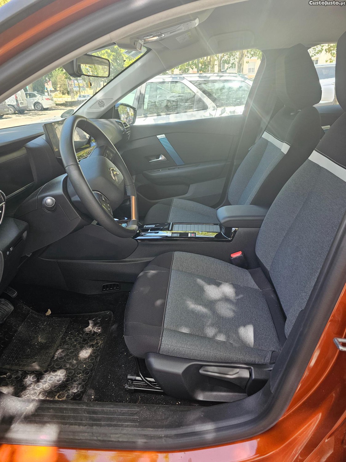 Citroën e-C4 Feel — fotografia 2