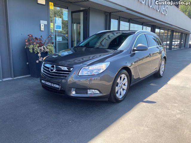 Opel Insignia Sport Tourer 2.0 CDT — fotografia 29