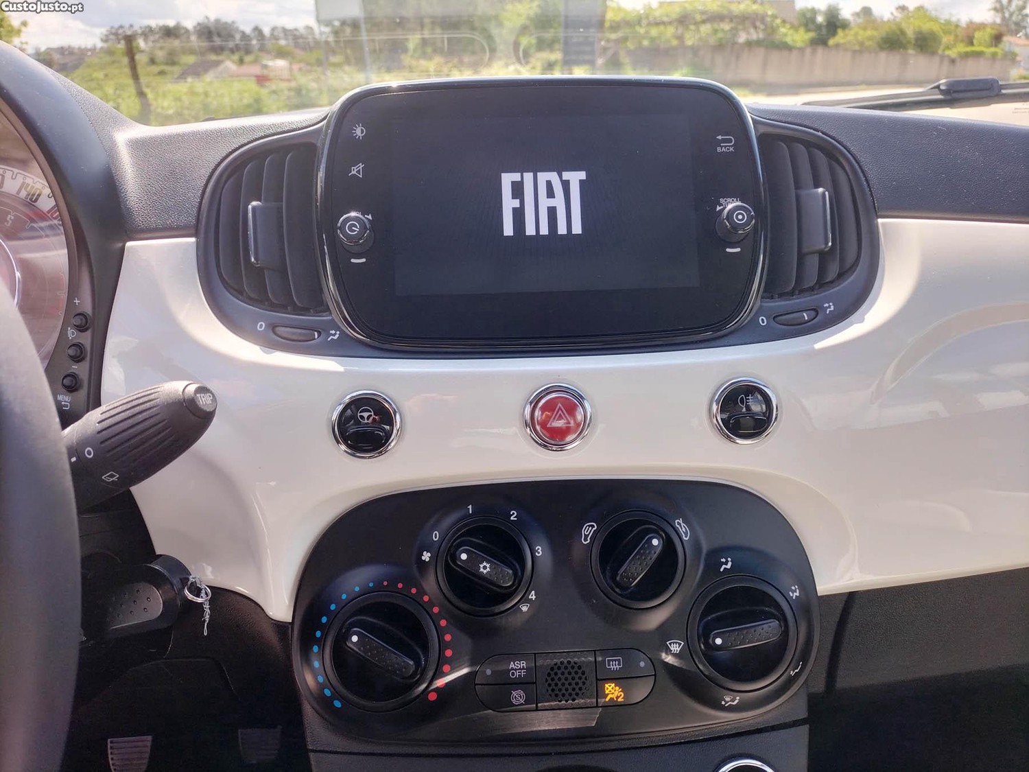Fiat 500 Hybrid Dolcevita 70cv — fotografia 4