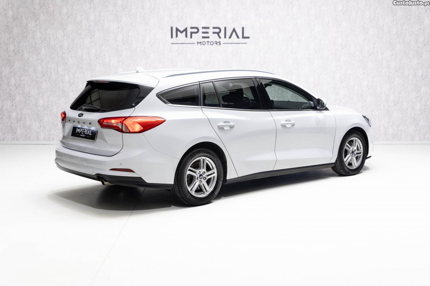 Ford Focus 1.5 TDCi Titanium — fotografia 13