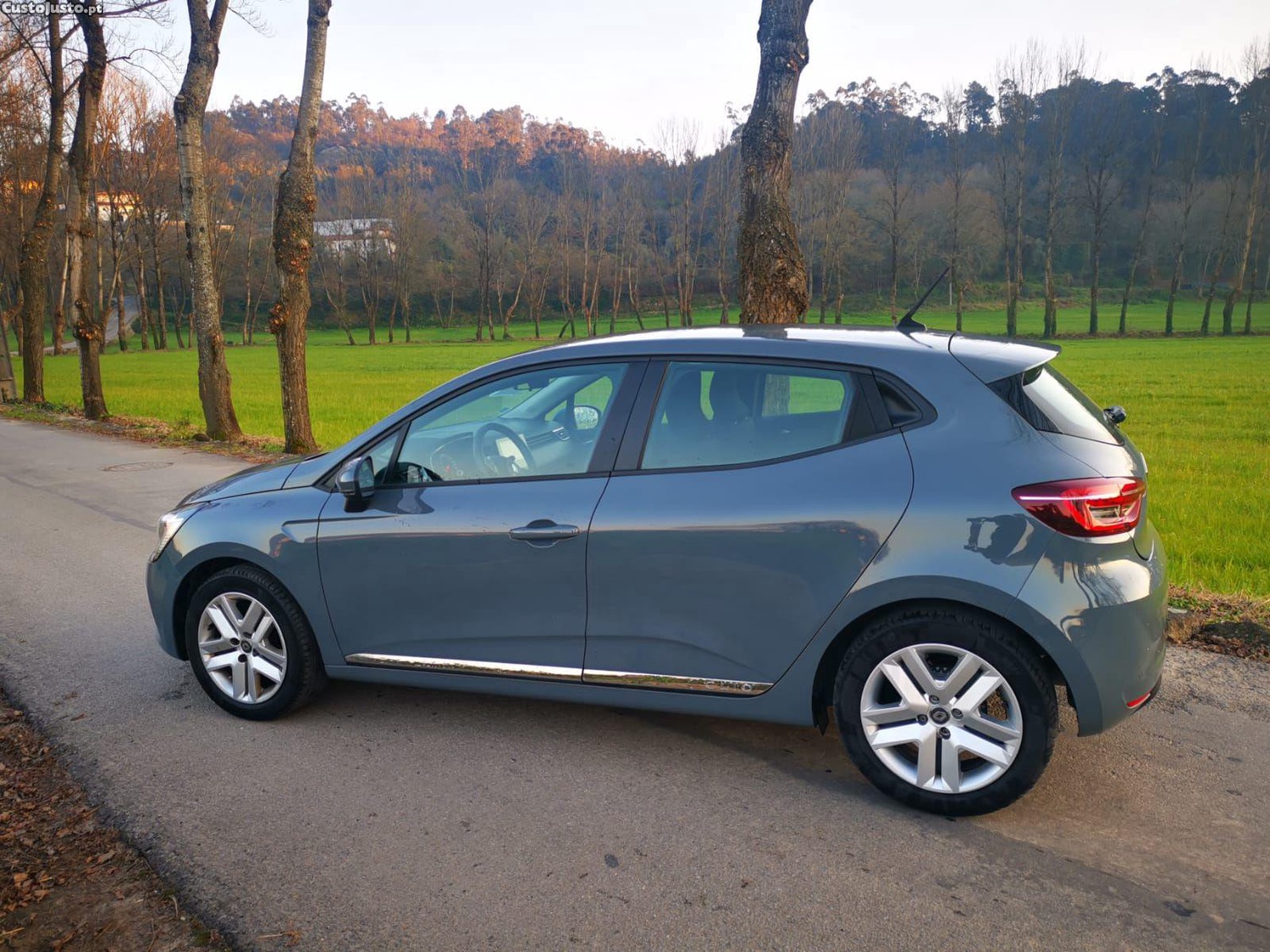 Renault Clio 1.5 dCi Intens - 19 — photo 2