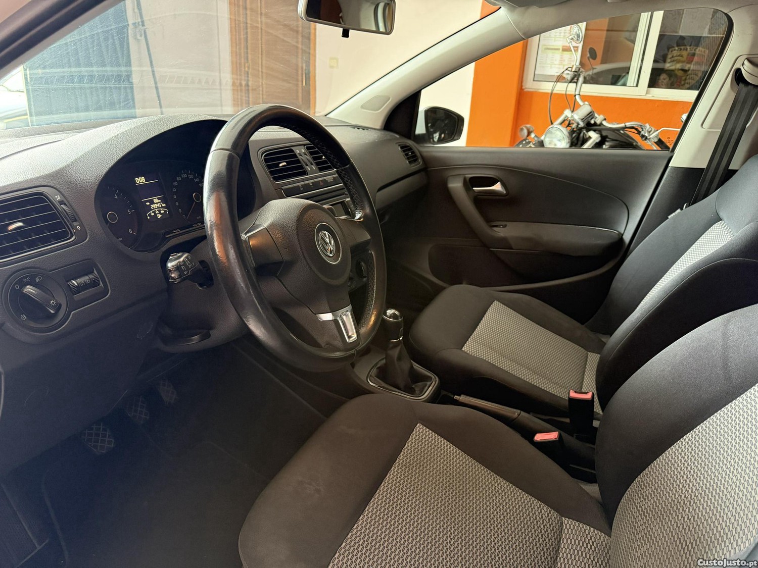 Volkswagen Polo 1.2 TDI — fotografia 6