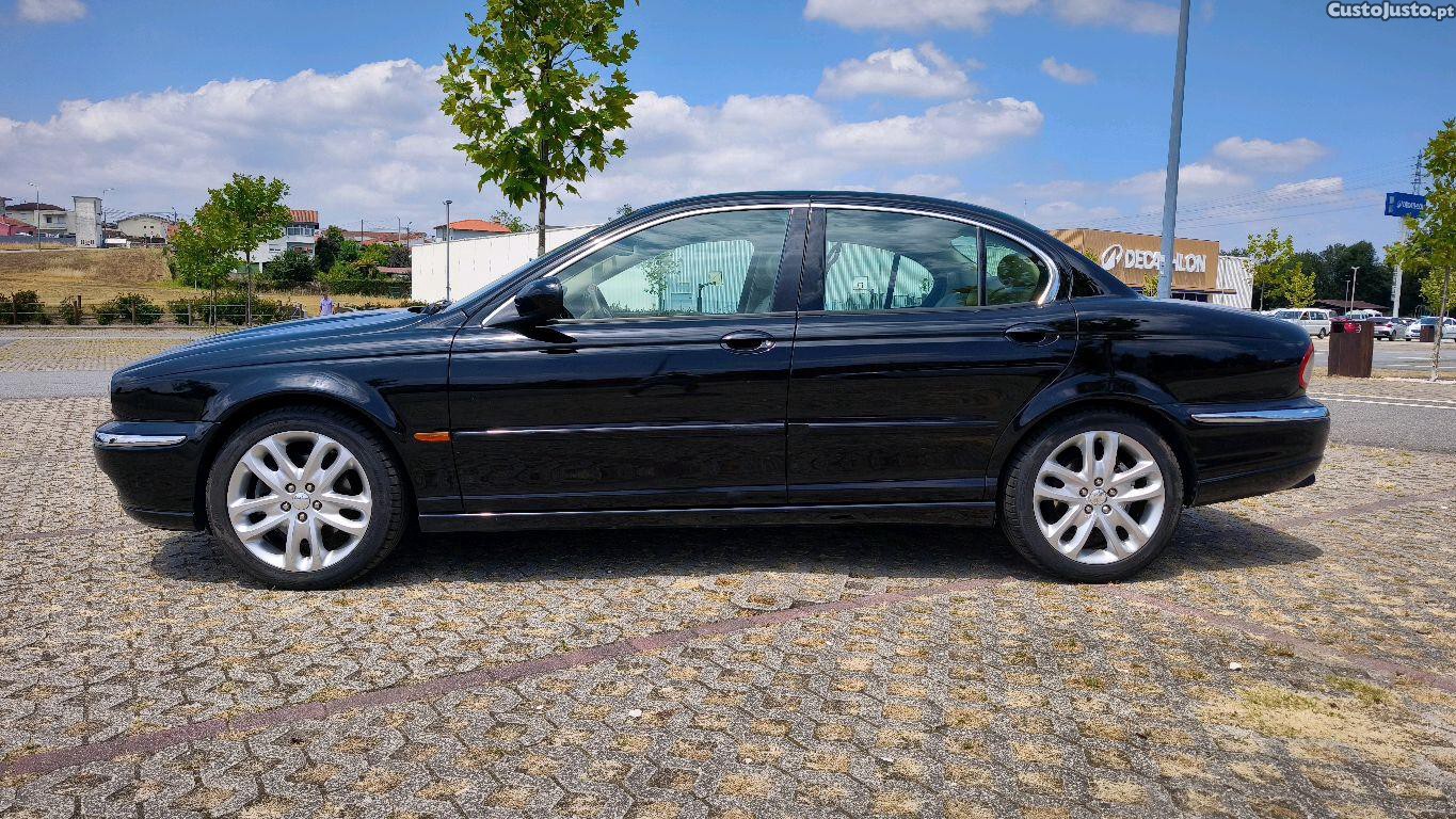 Jaguar X-Type 2.5 V6 AWD — fotografia 10